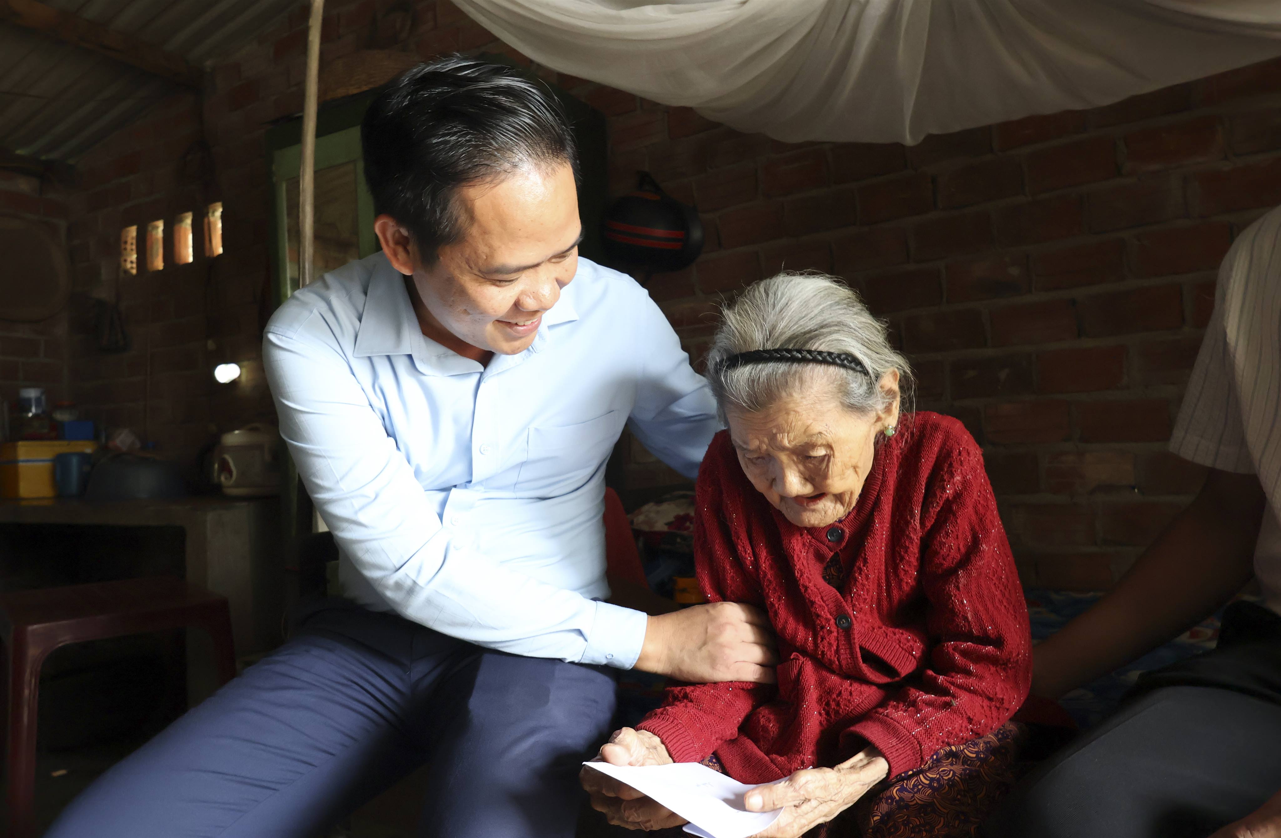 anh tin bai